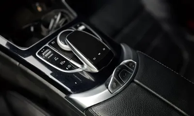 Mercedes-Benz C-Class 2019, 50743 км, за 19821.6 USD - фото 19
