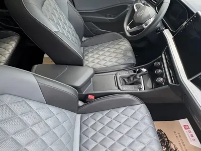 Volkswagen Sagitar 2024, 30000 км, за 10534.96 USD - фото 7