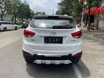 Hyundai ix35 2015, 93000 км, за 5665.48 USD - фото 6