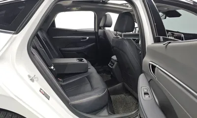 Hyundai Sonata 2022, 18202 км, за 36111.28 USD - фото 26