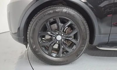 Land Rover Discovery 2018, 129491 км, за 12871.35 USD