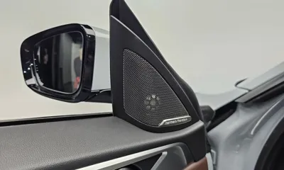 BMW i4 2023, 45463 км, за 31836.68 USD - фото 28