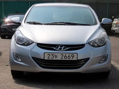 Hyundai Avante · 2012 год