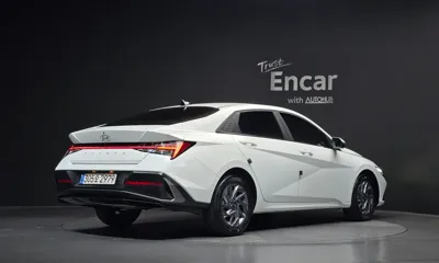 Hyundai Avante 2024, 17570 км, за 15536.63 USD