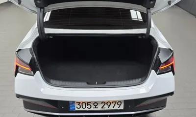 Hyundai Avante 2024, 17570 км, за 15536.63 USD - фото 27