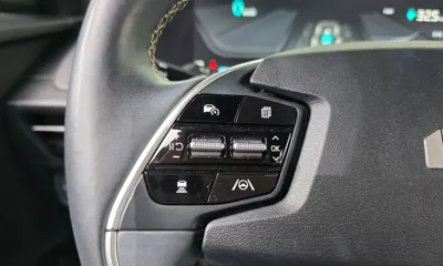 Kia EV6 2022, 66872 км, за 23303.14 USD - фото 31