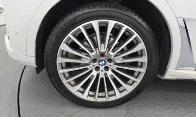 BMW X7 2021, 119751 км, за 43937.89 USD