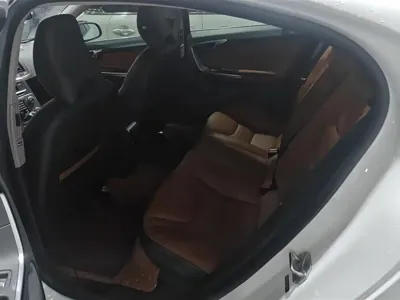 Volvo S60 2016, 54600 км, за 7357.13 USD - фото 11
