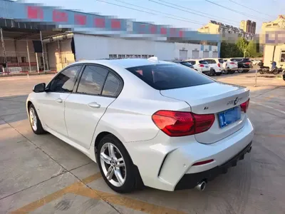 BMW 1 Series 2020, 95000 км, за 8799.12 USD