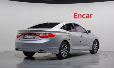 Hyundai Grandeur 2011, 86603 км, за 3481.34 USD