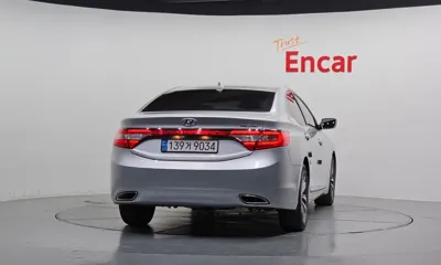 Hyundai Grandeur 2011, 86603 км, за 3481.34 USD