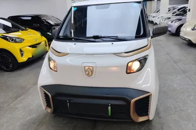 Baojun E200 2018, 33100 км, за 4637 USD