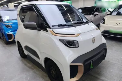Baojun E200 2018, 33100 км, за 4637 USD