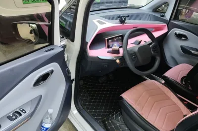 Baojun E200 2018, 33100 км, за 4637 USD - фото 18