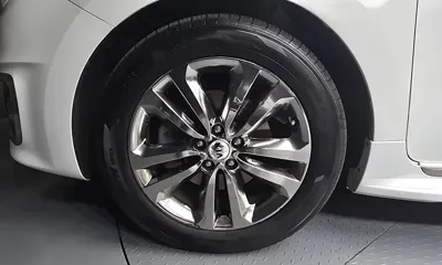 Kia Canival 2017, 168873 км, за 6104.77 USD