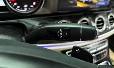 Mercedes-Benz E-Class 2018, 93430 км, за 13708.6 USD - фото 9
