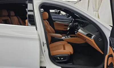 BMW 5-Series 2018, 64294 км, за 14113.17 USD - фото 11