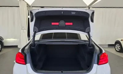 BMW 5-Series 2018, 64294 км, за 14113.17 USD - фото 20