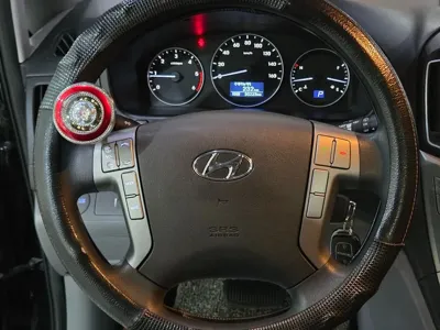 Hyundai Starex 2018, 30211 км, за 9425.99 USD - фото 10