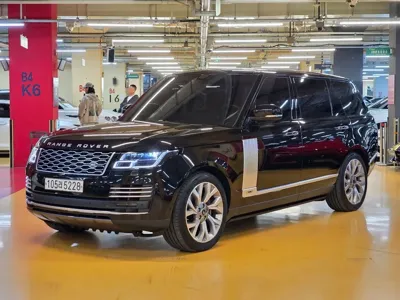 Land Rover Range Rover · 2020 год