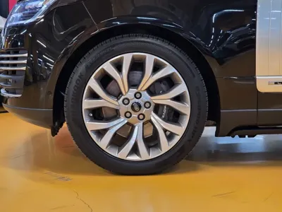 Land Rover Range Rover 2020, 93000 км, за 50162.89 USD