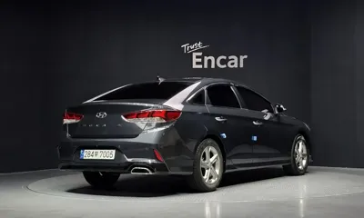 Hyundai Sonata 2018, 99537 км, за 4982.28 USD