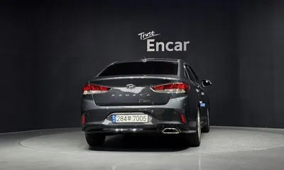 Hyundai Sonata 2018, 99537 км, за 4982.28 USD