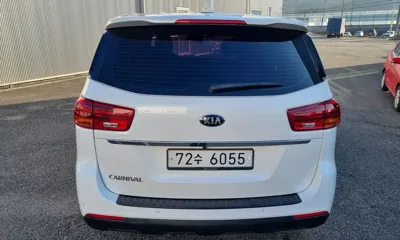 Kia Canival 2020, 113016 км, за 8336.62 USD