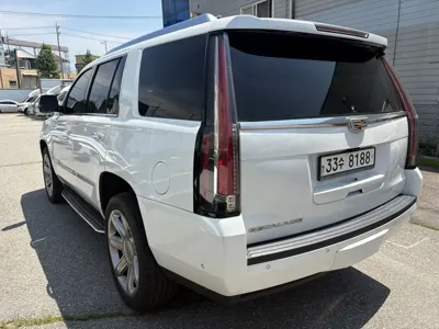 Cadillac Escalade 2017, 133384 км, за 20349.22 USD