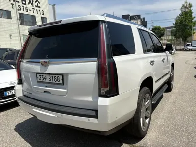 Cadillac Escalade 2017, 133384 км, за 20195.45 USD - фото 6