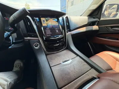 Cadillac Escalade 2017, 133384 км, за 20195.45 USD - фото 16