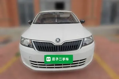Skoda Rapid 2016, 15400 км, за 3900 USD