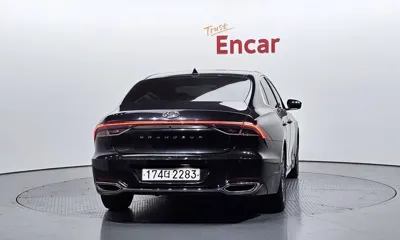 Hyundai Grandeur 2020, 158470 км, за 10174.61 USD