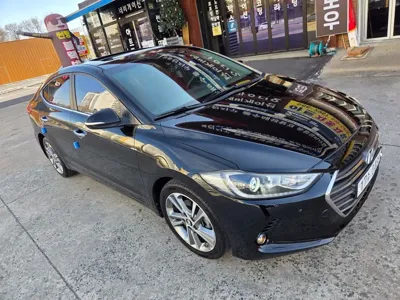 Hyundai Avante 2017, 134964 км, за 4551.67 USD