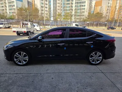 Hyundai Avante 2017, 134964 км, за 4547.23 USD - фото 8