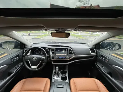 Toyota Highlander 2020, 60000 км, за 21600.52 USD - фото 18