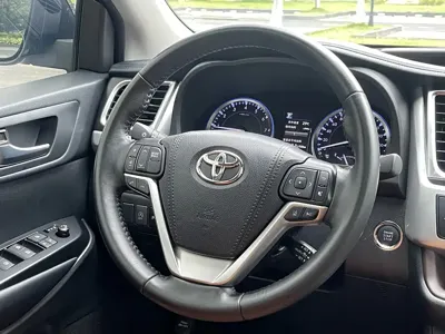 Toyota Highlander 2020, 60000 км, за 21600.52 USD - фото 21