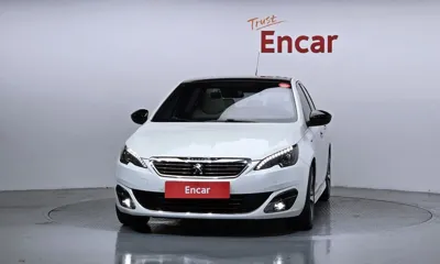 Peugeot 308 2016, 108467 км, за 4620.57 USD