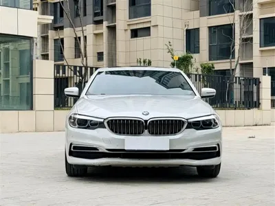 BMW 5 Series 2019, 113600 км, за 19125.06 USD