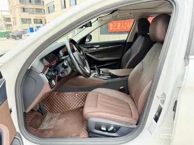 BMW 5 Series 2019, 113600 км, за 19125.06 USD