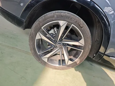 Roewe RX5 Max 2022, 14600 км, за 10532 USD - фото 4