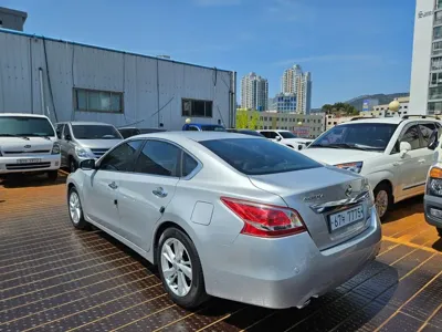 Nissan Altima 2013, 142303 км, за 2494.42 USD