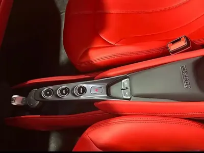 Ferrari F8 2022, 8500 км, за 404641.95 USD - фото 8