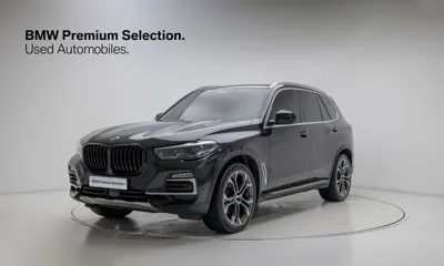 BMW X5 · 2021 год