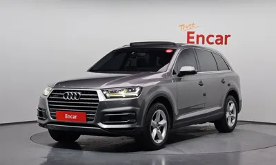 Audi Q7 · 2016 год