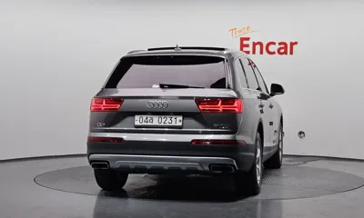 Audi Q7 2016, 170925 км, за 13881.55 USD