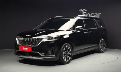 Kia Canival · 2023 год