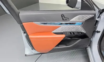 BMW i7 2023, 20555 км, за 90718.13 USD - фото 24