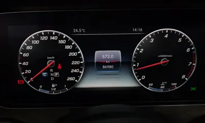 Mercedes-Benz E-Class 2018, 86980 км, за 18232.72 USD - фото 8