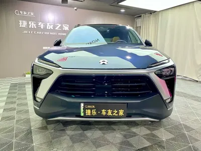 Nio ES8 2022, 80000 км, за 20129.1 USD